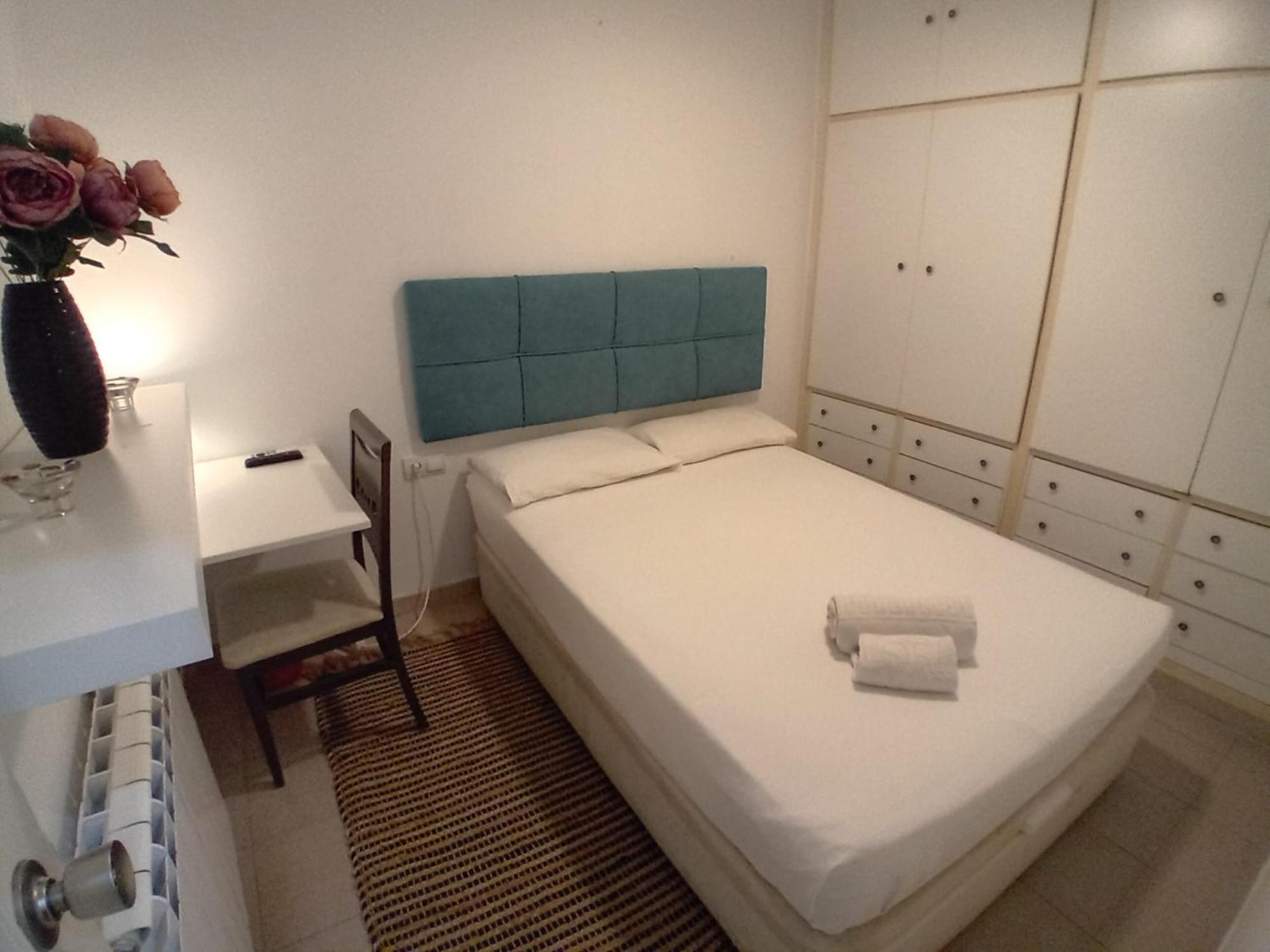 Divina Malasana Apartment Madrid Bagian luar foto
