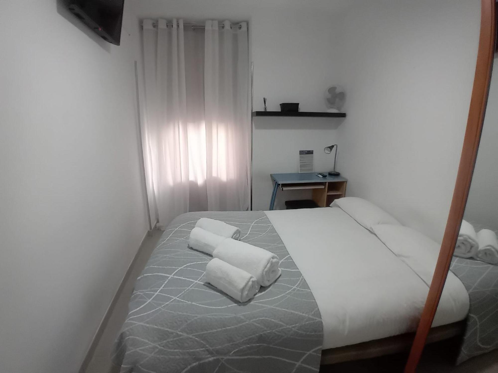 Divina Malasana Apartment Madrid Bagian luar foto